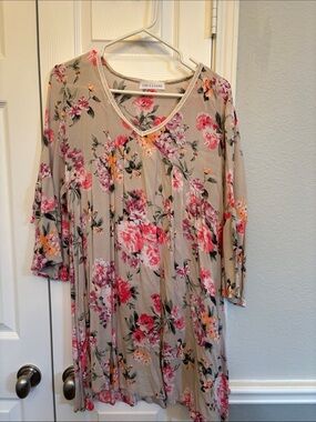 Chris & Carol Taupe Floral V-Neck Tunic dress with Pink & Coral Blooms
